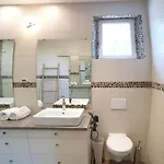 Les Box D'hotes Pensión 3*